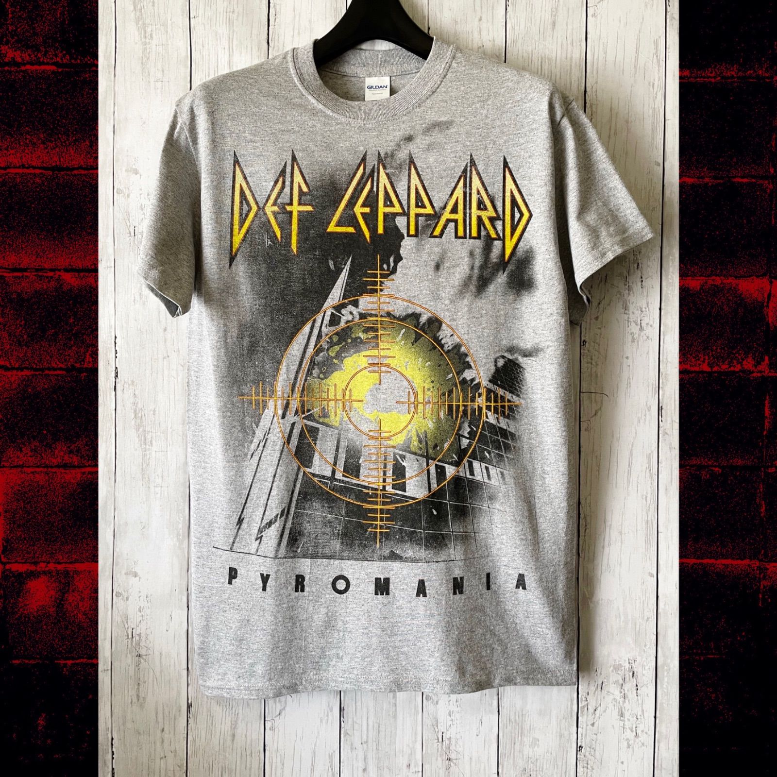 T-Shirt】Def Leppard / DEF LEPPARD / デフレパード - Pyromania