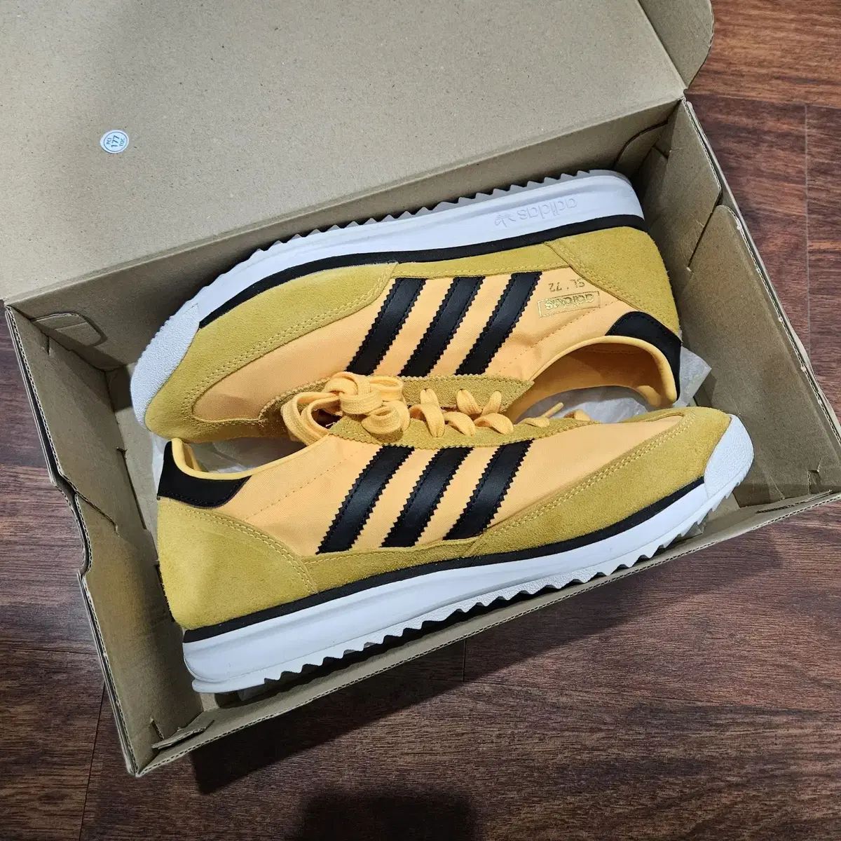 adidas アディダス SL72