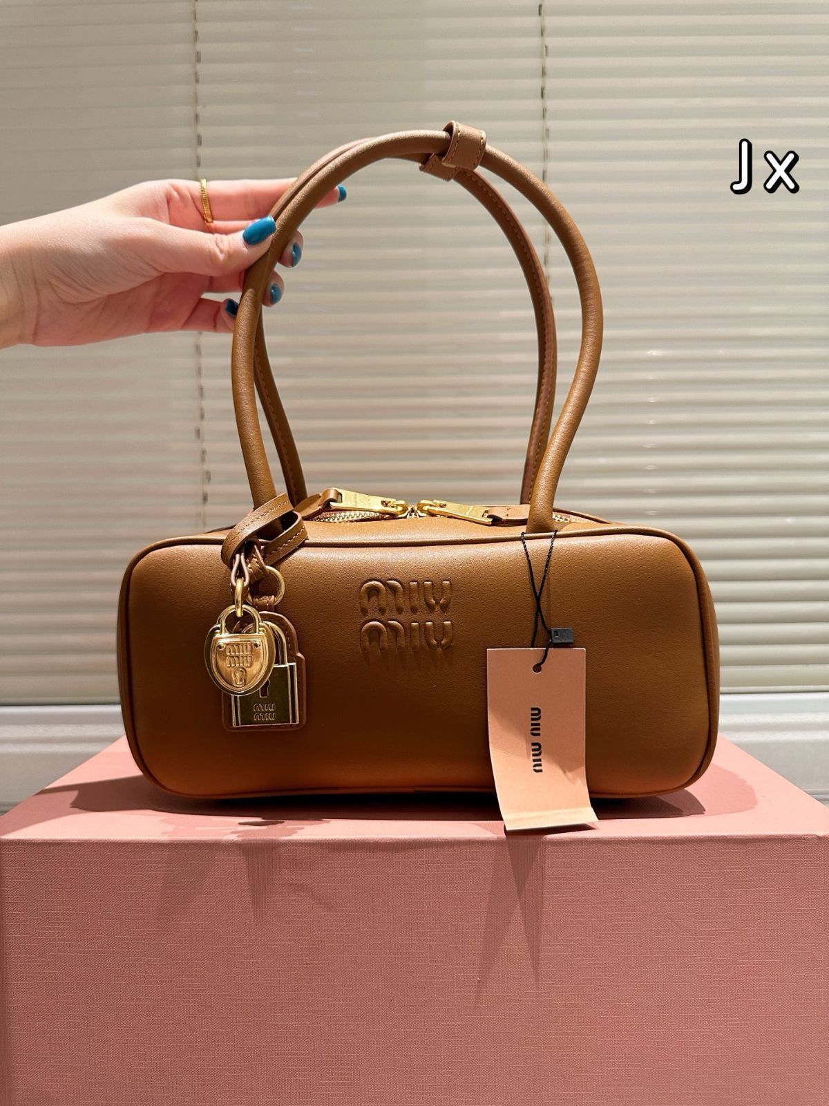 MIU MIU ボウリング/ビジネスバッグ ? 28×12cm [本日特価|新品未