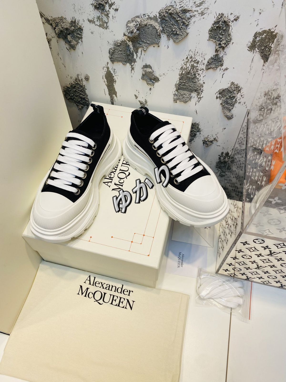 Alexander McQueen Tread Slick Low Lace Up Black White メンズサイズ5cm 男女兼用 R5639  C3720 - メルカリ