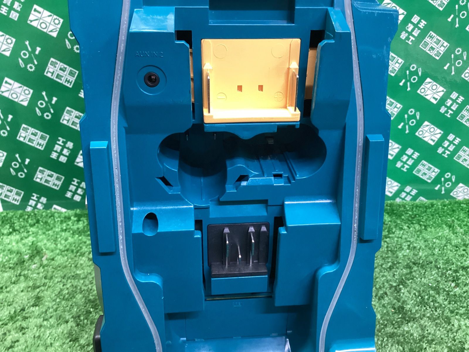 makita マキタ 14 4 18 V 充電式ラジオ Bluetooth搭載 本体のみ MR 108 その他 ラジオ コンポ オーディオ機器