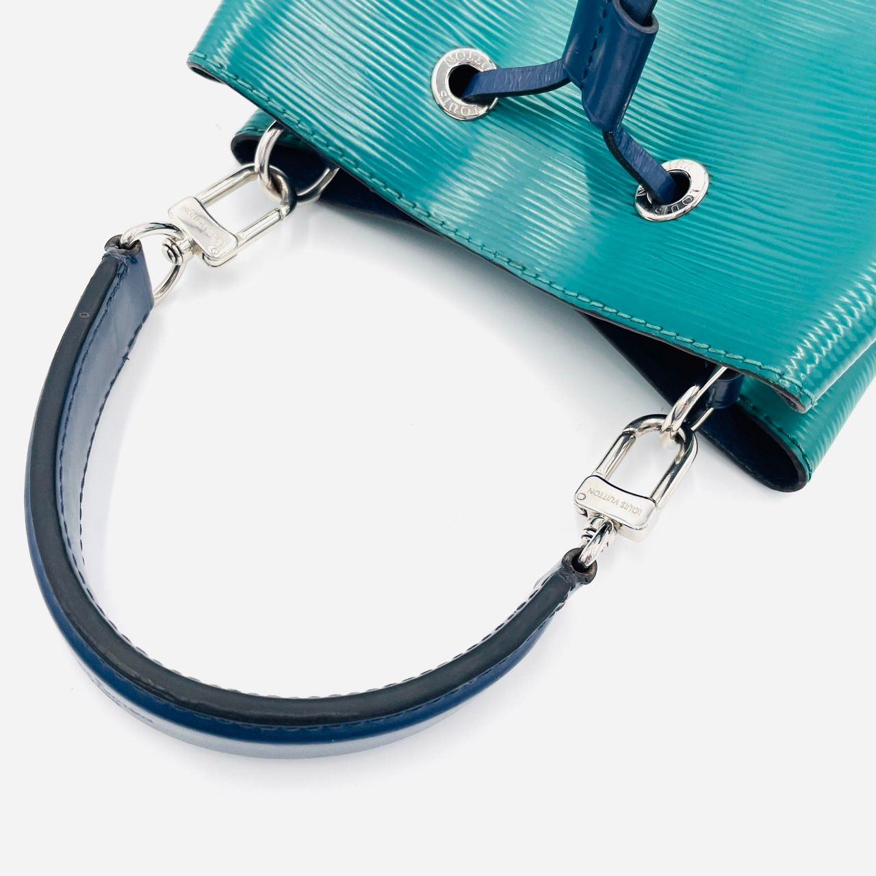 ルイヴィトン LOUIS VUITTON エピ ネオ ノエBB ショルダーバッグ 
