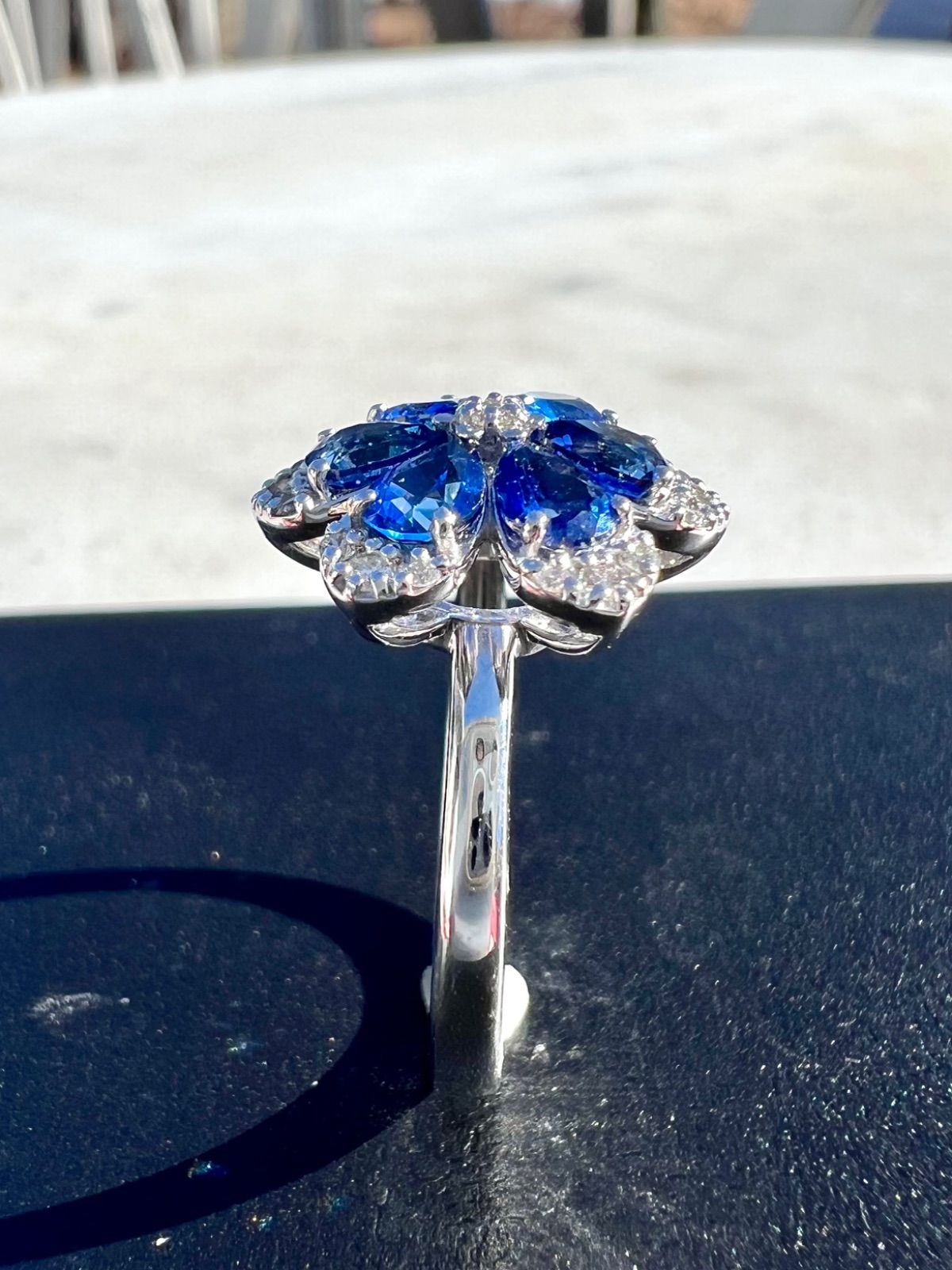 Pt900サファイヤフラワーモチーフダイヤモンドリング コーン フラワー