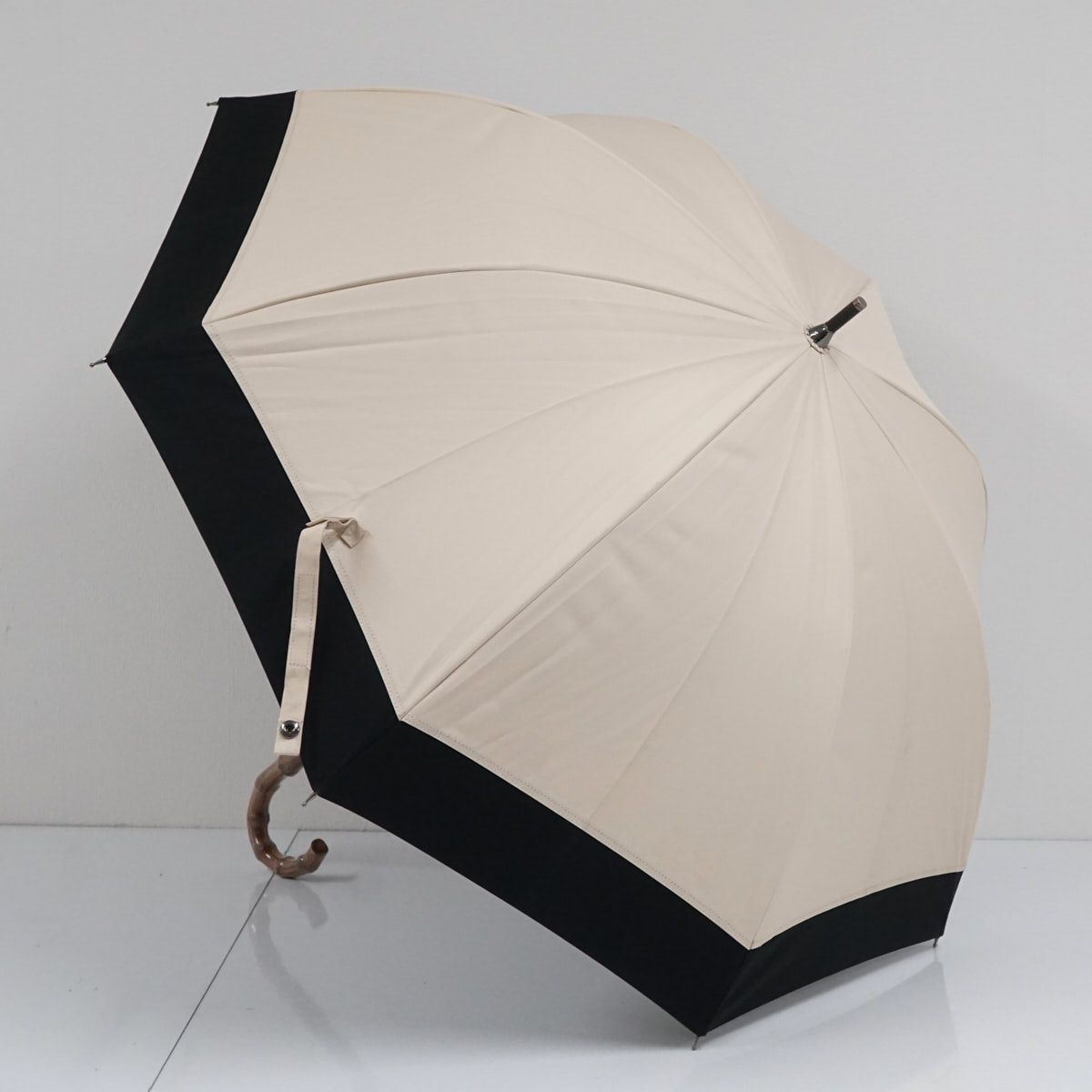 【USED品】完全遮光 晴雨日傘 芦屋ロサブラン ベージュ ブラック 竹手元 完全遮光日傘 芦屋ロサブラン 完全遮光日傘 USED美品 ミドル