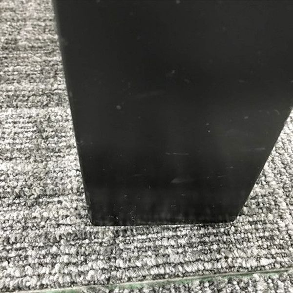 ウッドラインアームチェア ブラック