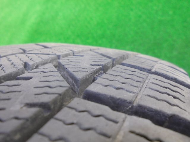 03 スタッドレスタイヤ