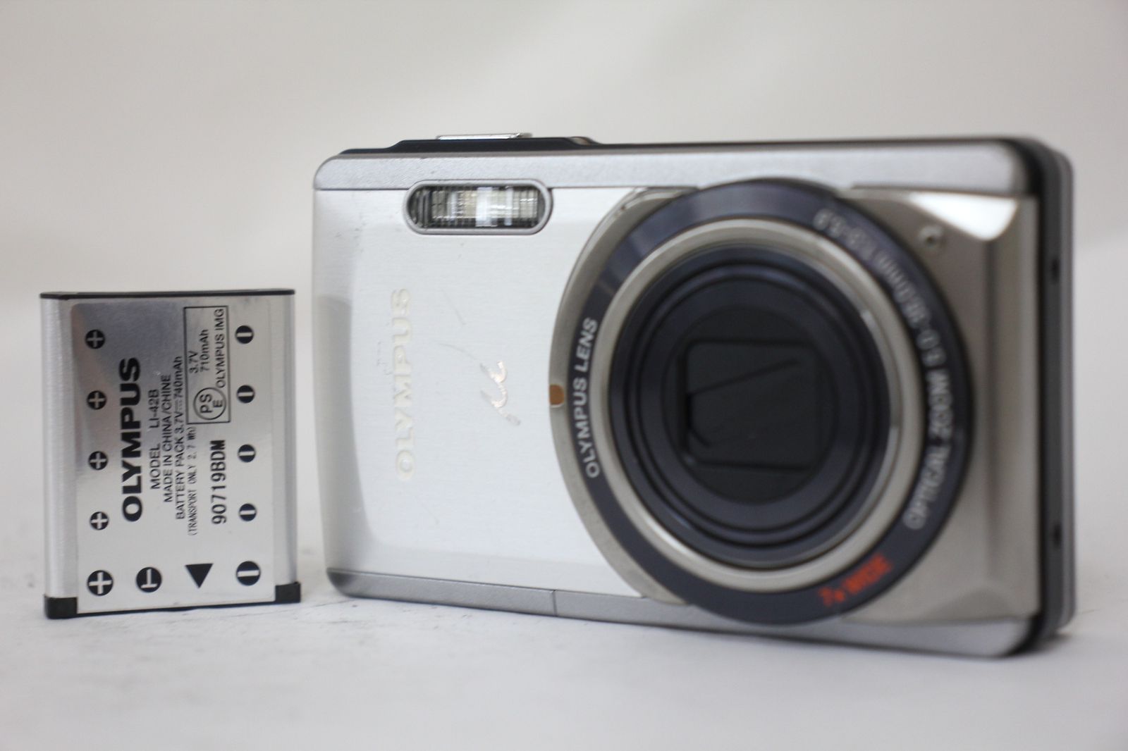 返品保証】 オリンパス Olympus μ-7020 7x バッテリー付き コンパクト