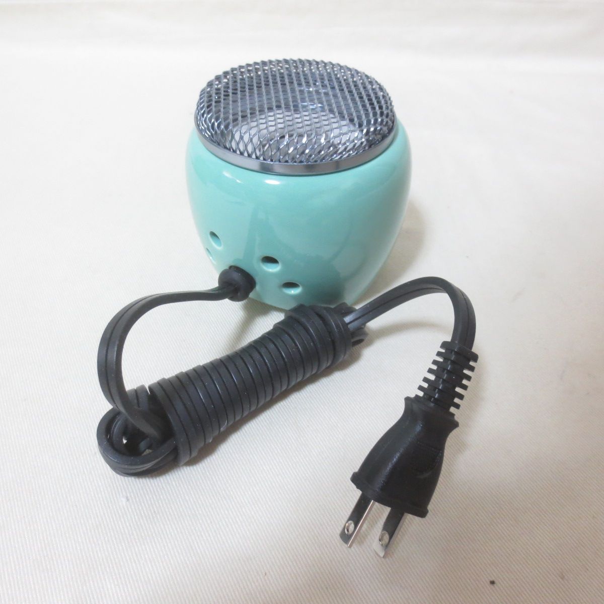 W472 未使用 鳩居堂 電子香炉 桂 旧型 茶道具 香道具 商品詳細 W472 未使用 鳩居堂 電子香炉 桂 旧型 茶道具 香道具 商品詳細