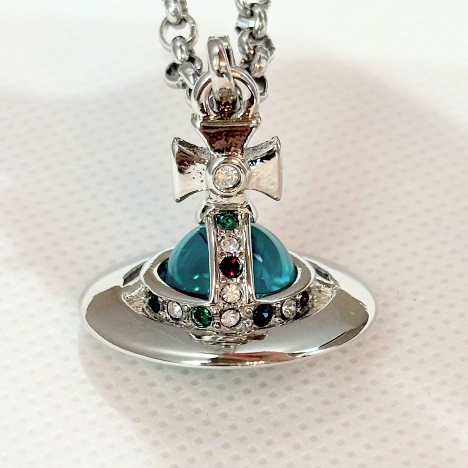 美品 箱付き 刻印あり Vivienne westwood スモールオーブ