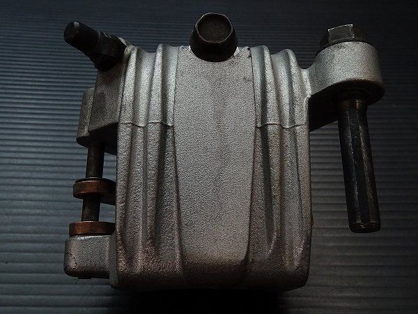 スポーツスター