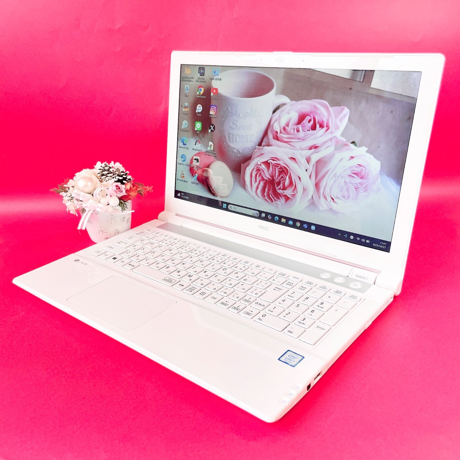 薄型ノートパソコン