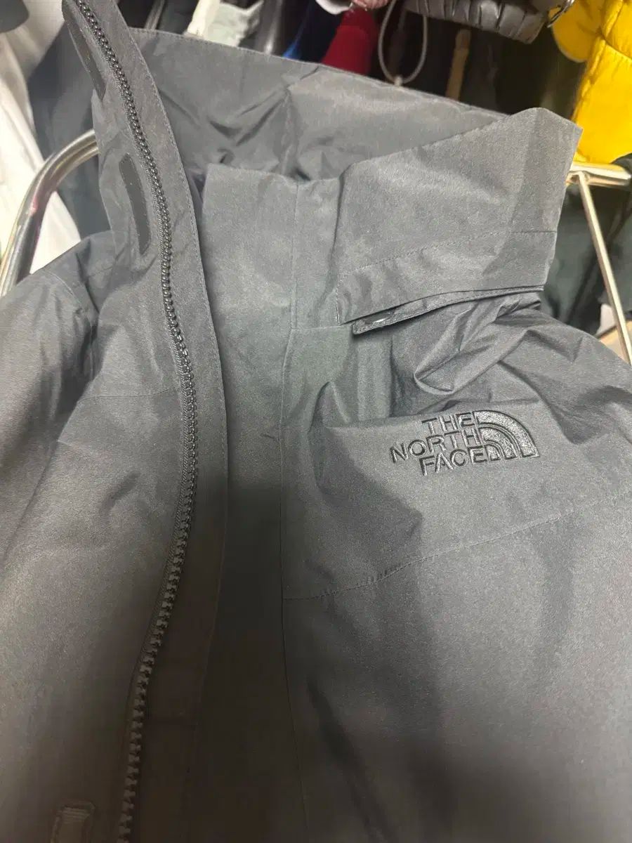 NORTH FACE