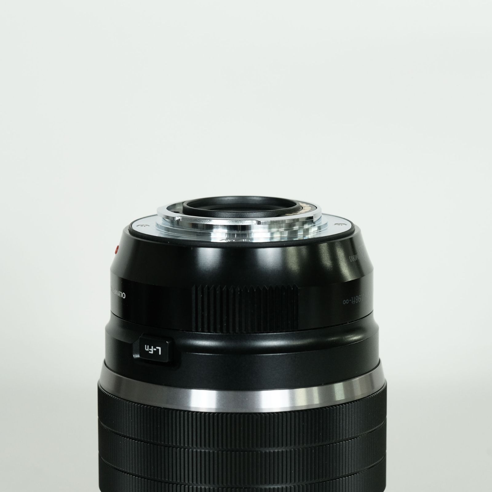 【美品】 FUJIFILM XF56mmF1.2 R APD 純正メタルフード付 XF56mm F1.2 RのフードをUNメタルフードに変更した理由 | あるびと'sログ