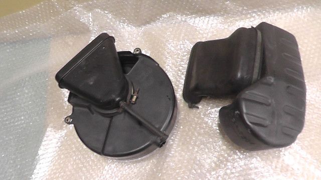 ドラッグスター400 VH01J の エアクリーナーボックス 1757652710