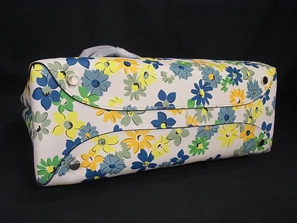 □新品□未使用□ kate spade ケイトスペード K6843 レザー フラワー