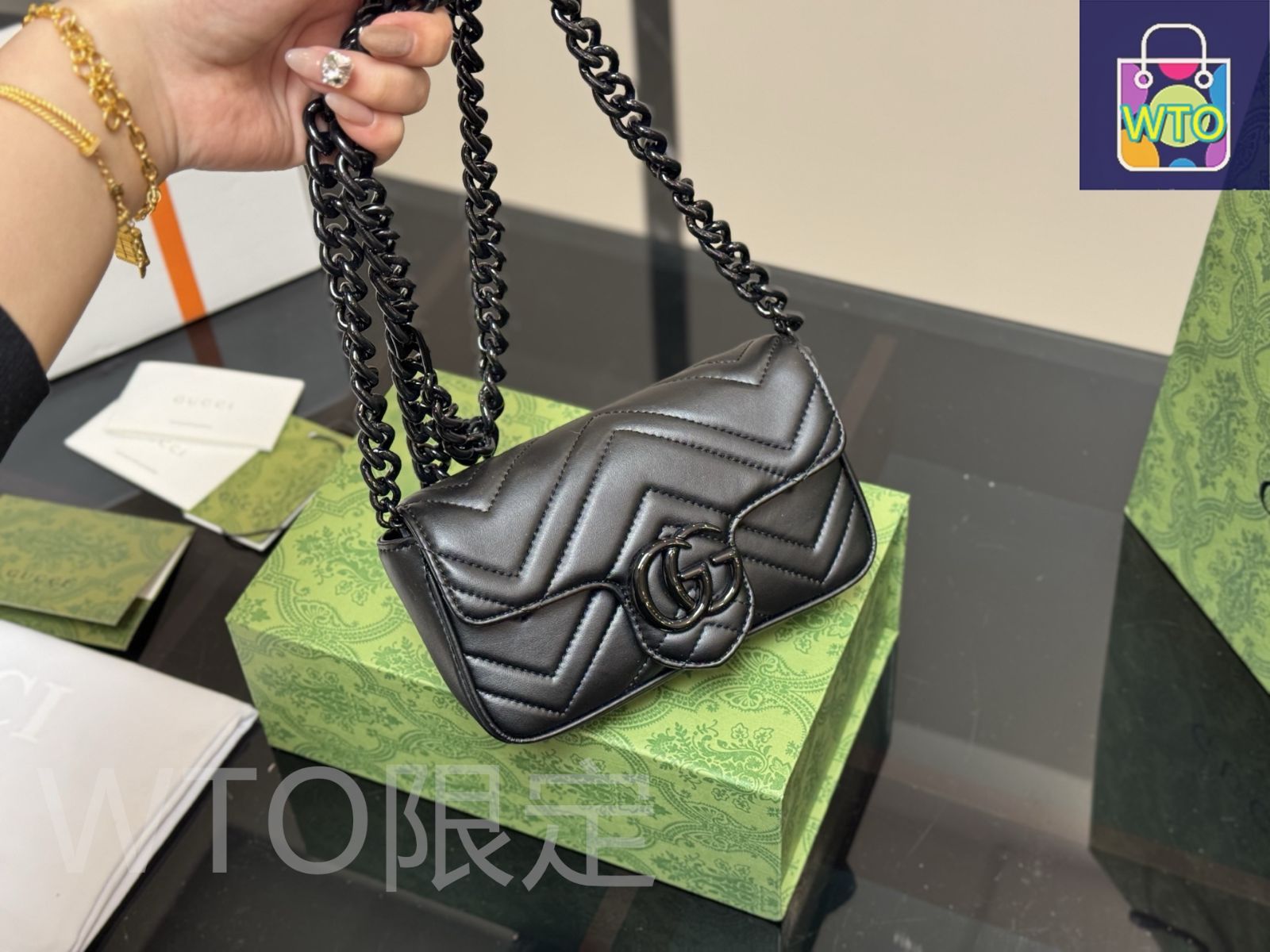 今日 GG Marmont 16cm グッチ マーモント 16cm 羊皮マカロンシリーズ