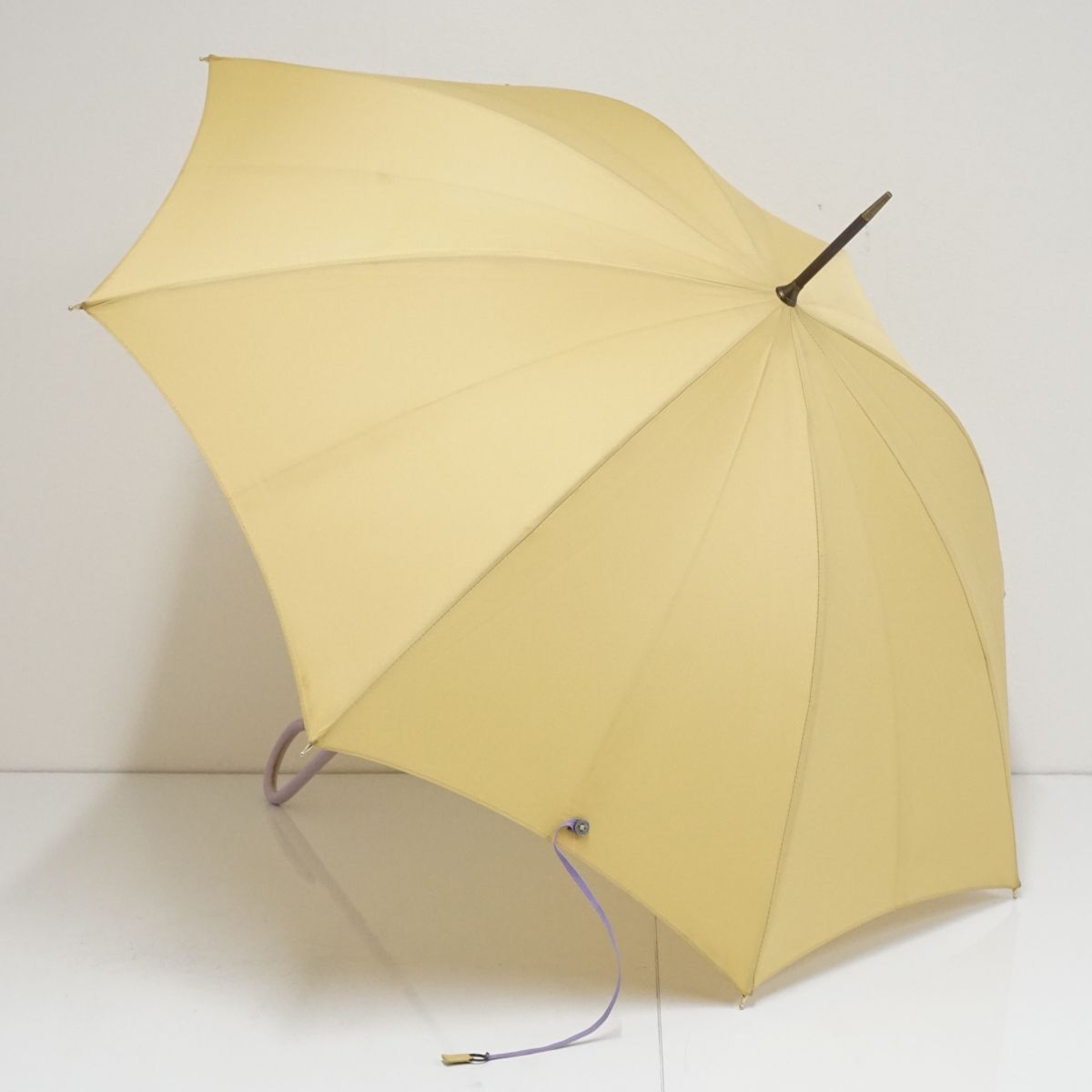 フォックスアンブレラズ　クリームイエロー　タッセル　傘　イングランド 晴雨兼用傘 FOX UMBRELLAS フォックス アンブレラズ USED品 細巻