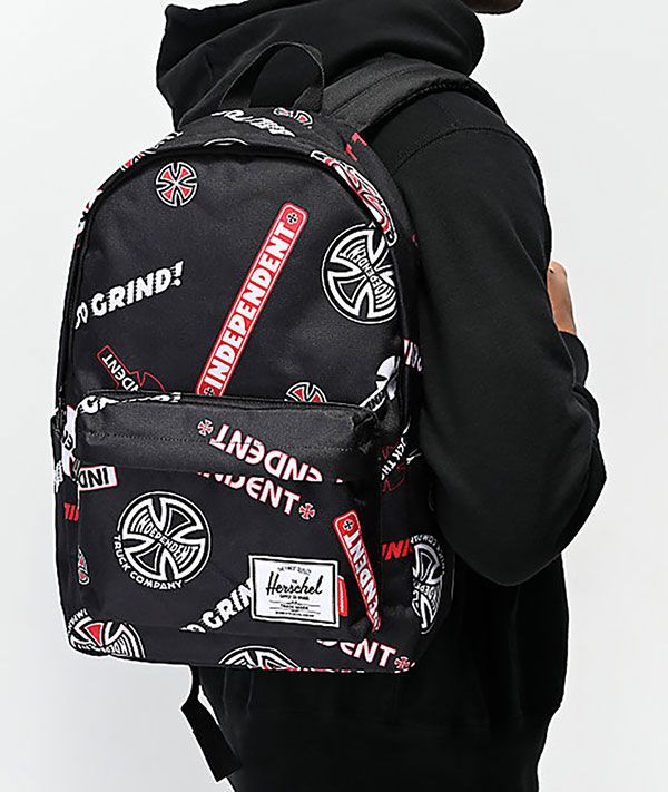 Herschel Independentコラボ リュック 黒 赤白十字 Herschel Independentコラボ リュック 黒 赤白十字 - メルカリ