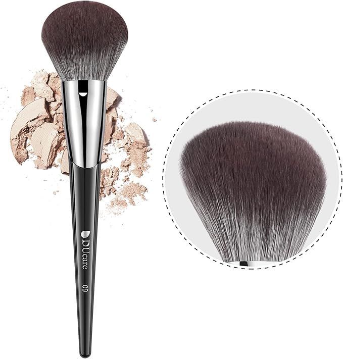 DUcare ドゥケア パウダーブラシ 大きいサイズ フェイスブラシ 斜めに