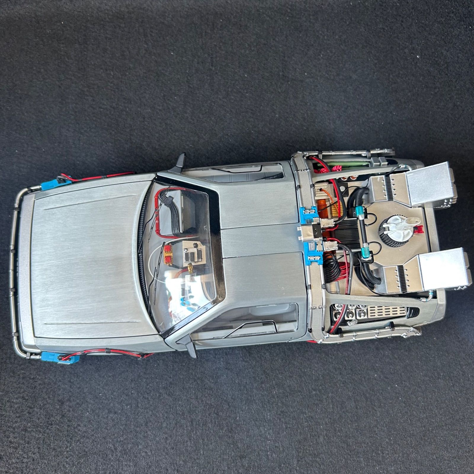 ジャンク バックトゥザフューチャー デロリアン 1 18 ホットウィール フィギュア