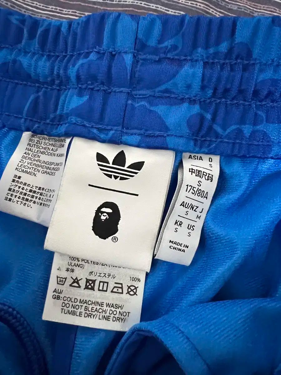 APE アベイシングエイプ