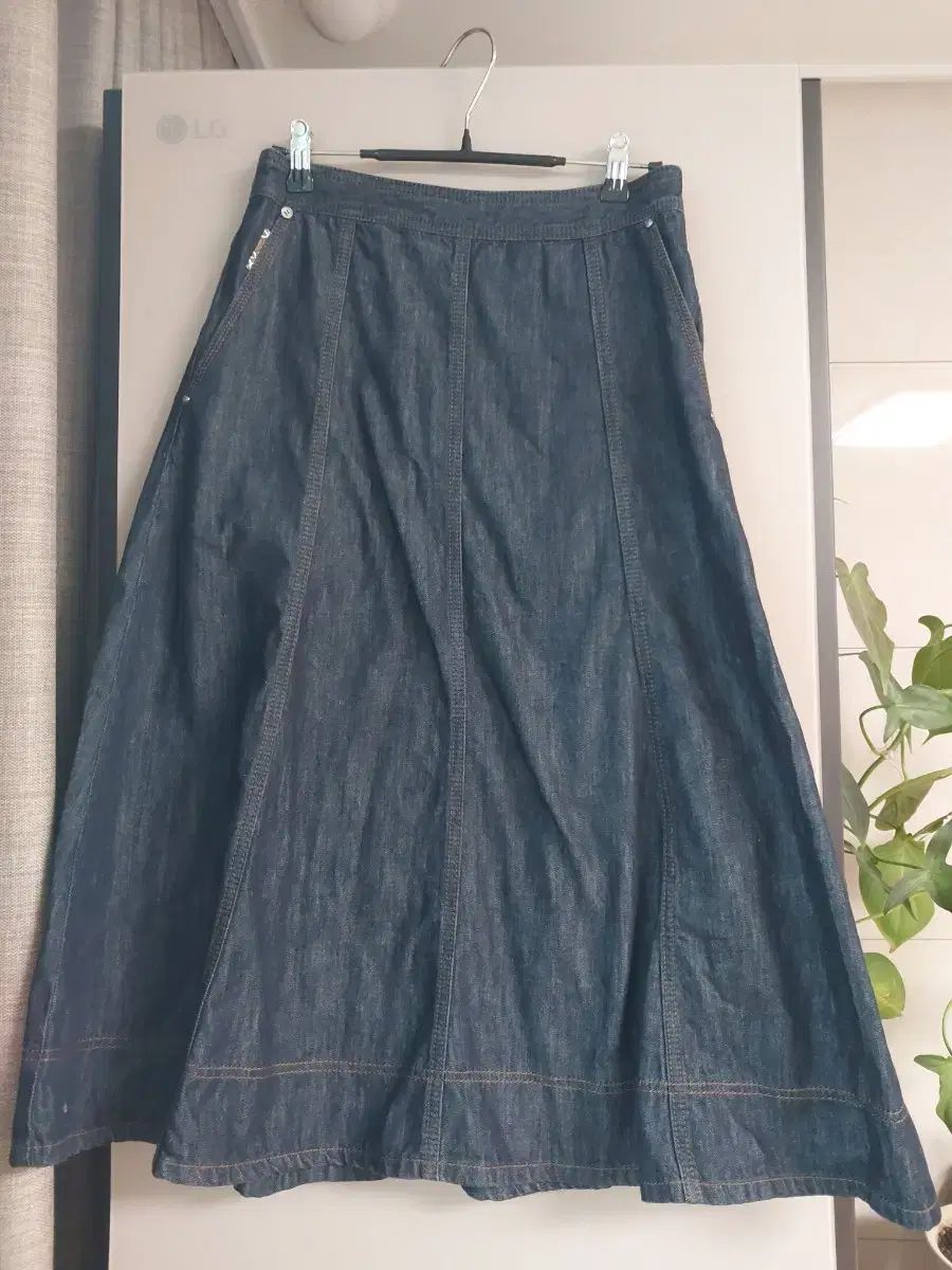 No.2078 レジン ペンダントトップ うさぎ 兎 ♡ ワンコイン✨️お月見 無礼