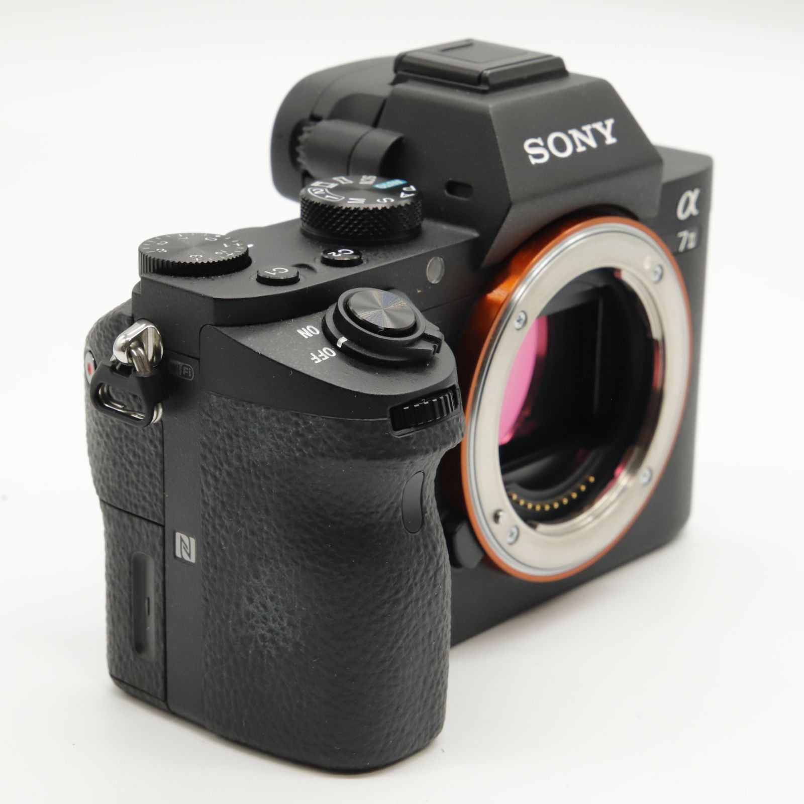 SONY α7II ボディ美品　シャッター数17732回 SONY α7II ボディ美品 シャッター数17732回 p000051855L.JPG