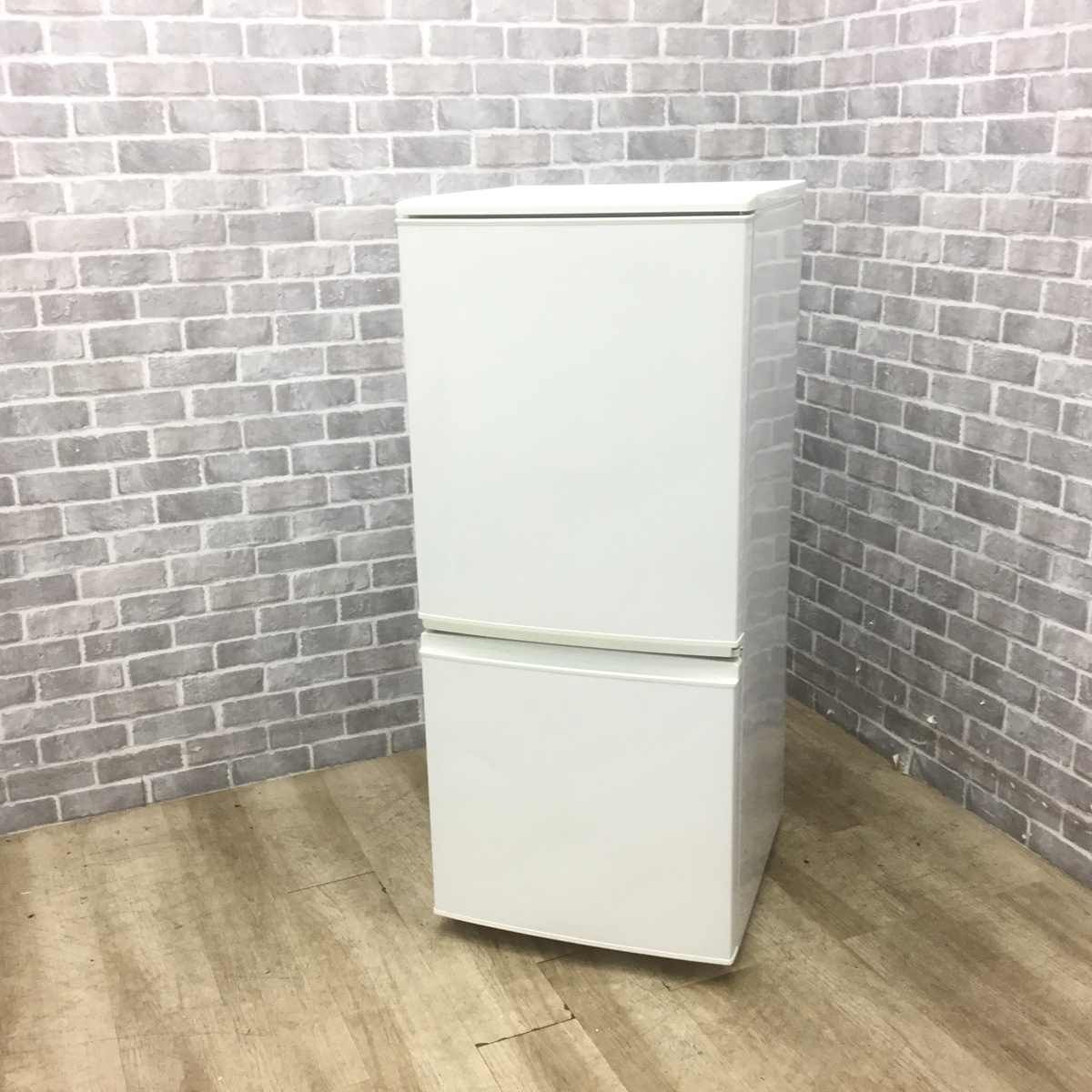 137L