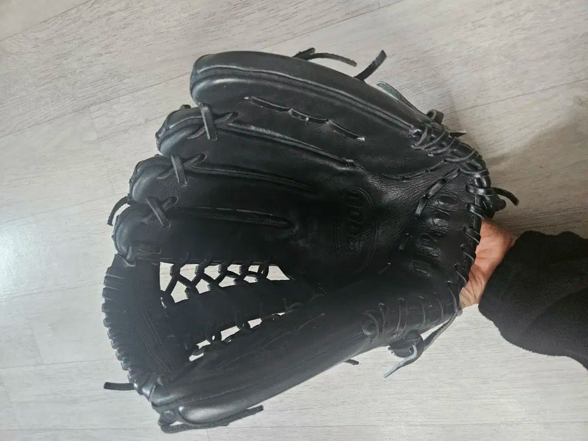 Wilson A1000 軟式グラブ Wilson A1000 硬式グローブ ネイビー Wilson