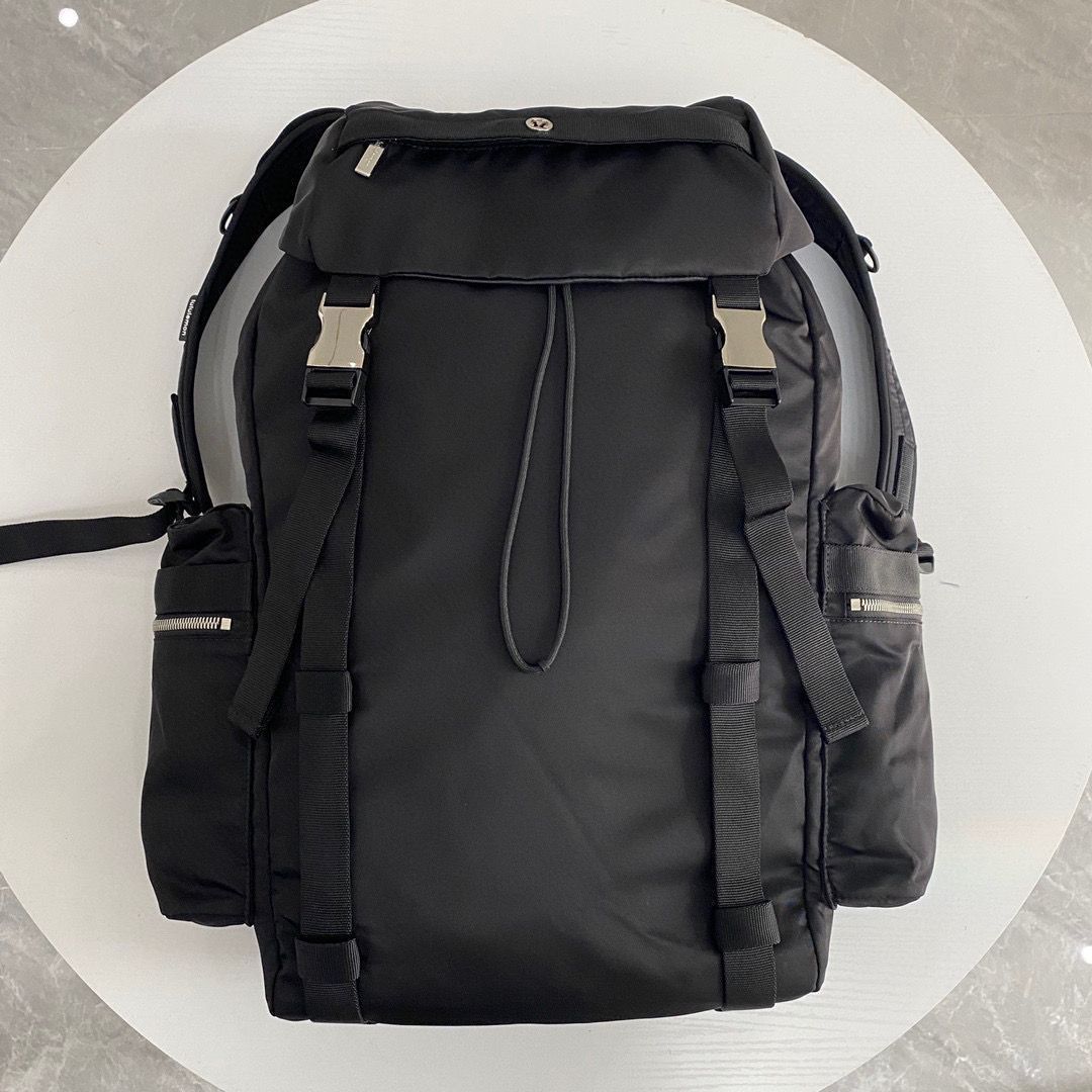 ルルレモン 男女兼用 lululemon Wunderlust Backpack 25L リュック ブラック - メルカリ