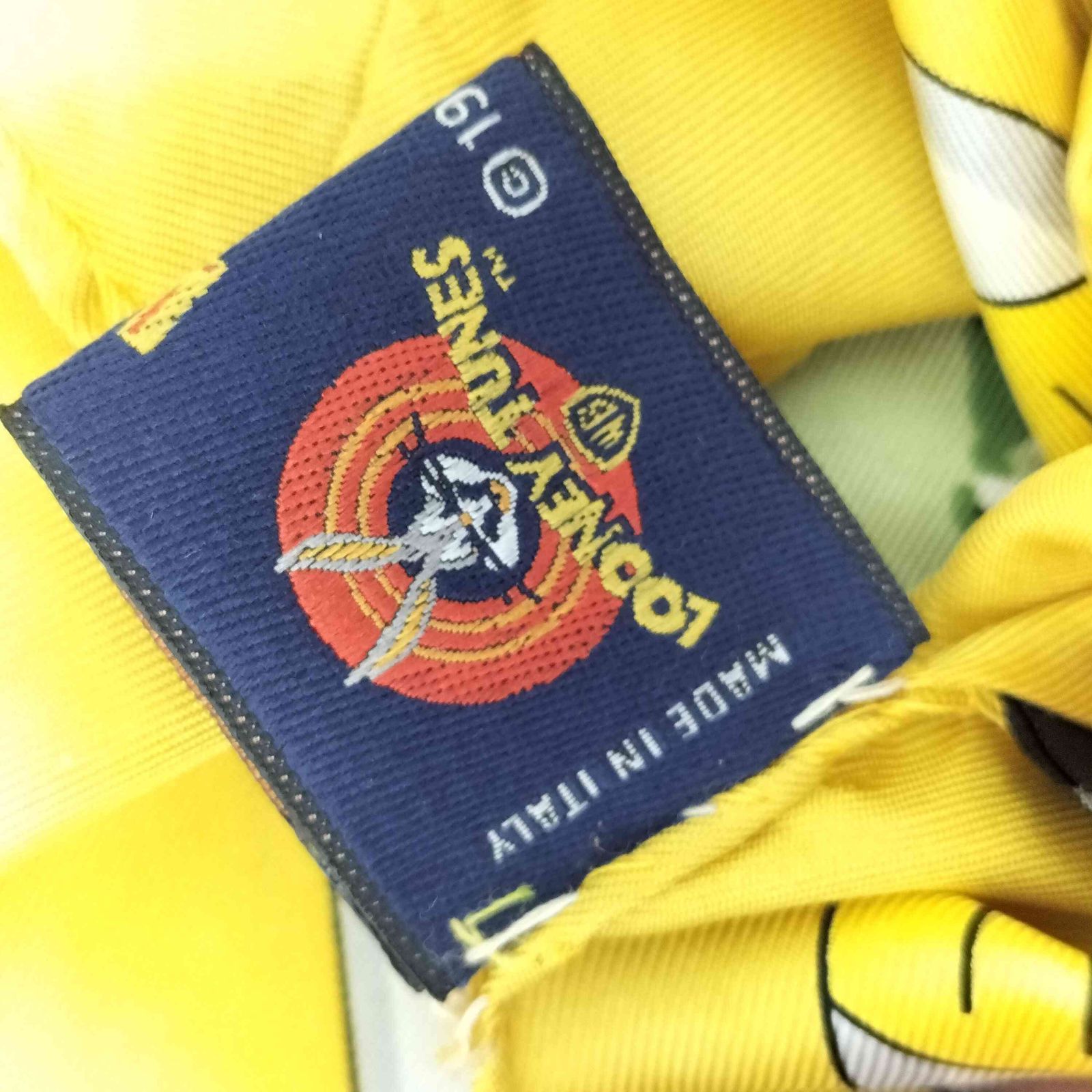 ユーズドフルギ USED古着 シルク100 キャラクタースカーフ レディース  