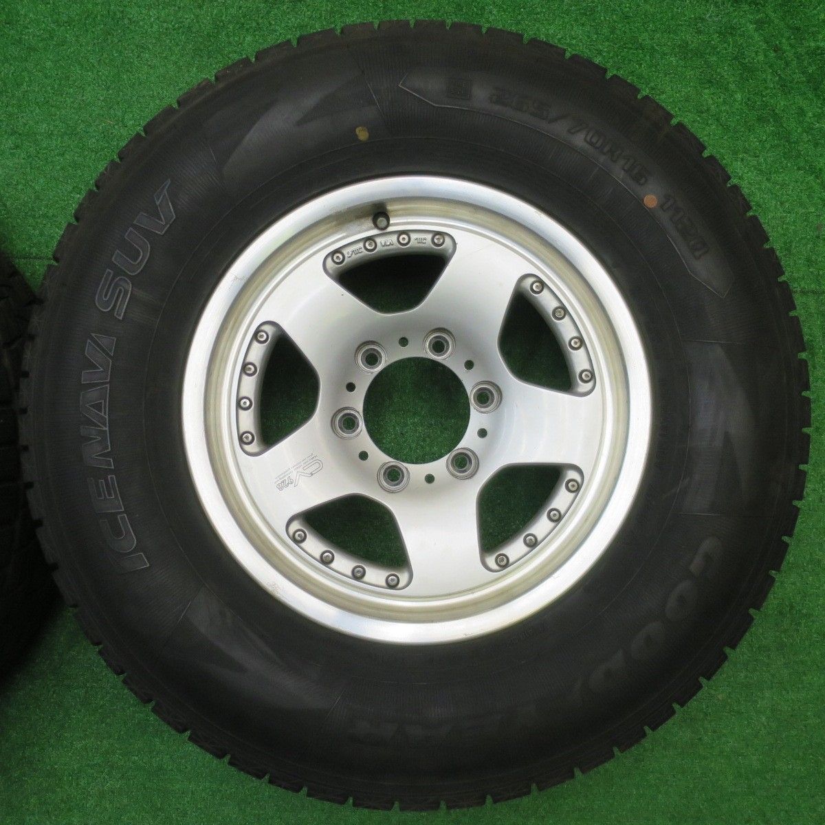 バリ溝 9.5分 スタッドレス 265|70R16 グッドイヤー アイスナビ SUV CV928 社外 アルミ 16インチ PCD139.7|6H 5101609NJス