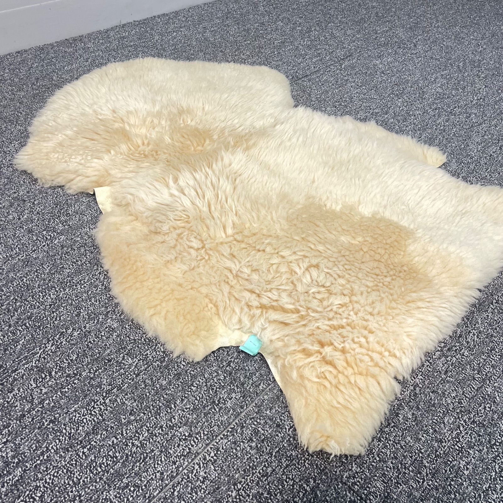 WOOLTAN ムートンラグ 約90×70(cm) 敷物 カーペット マット 毛皮 羊毛 