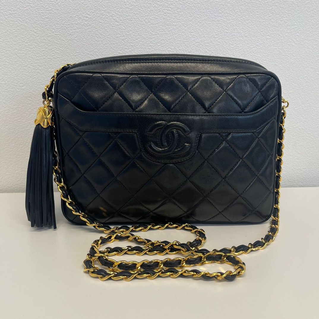 CHANEL（シャネル）マトラッセ タッセルチャーム チェーンショルダーバッグ ブラック ココマークステッチ チェーンバッグ フリンジ 斜め掛け 黒  クラシック ヴィンテージ - メルカリ