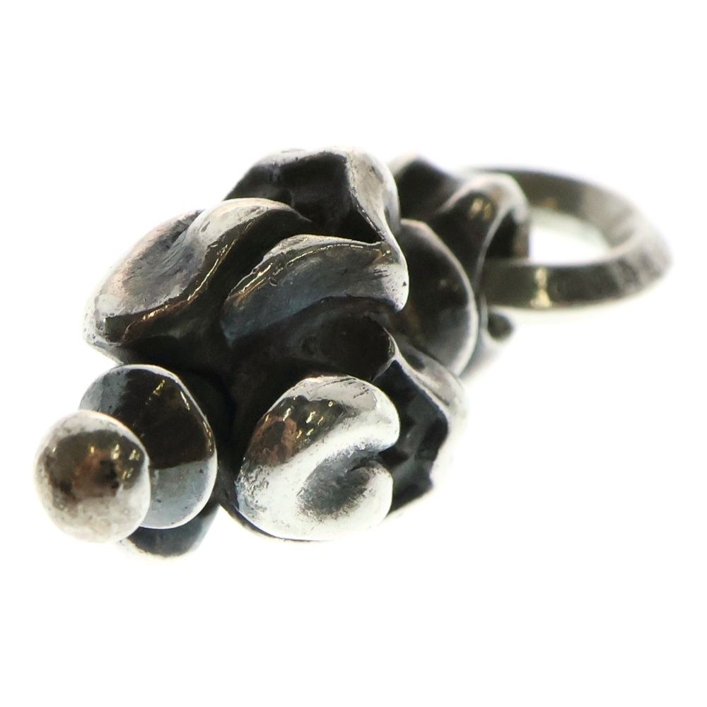 ペンダントトップ