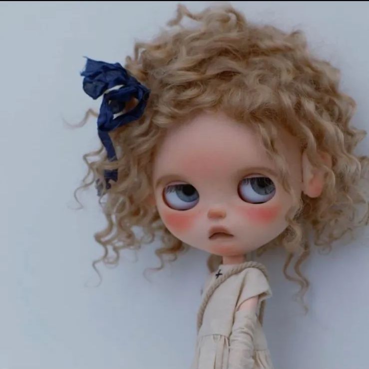 モヘアウィッグ 海外作家