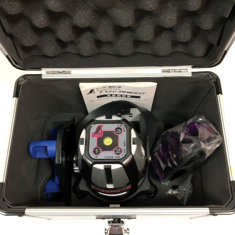 未使用 SINWA シンワ レーザー墨出し器 レーザーロボ Neo 51 BRIGHT 縦