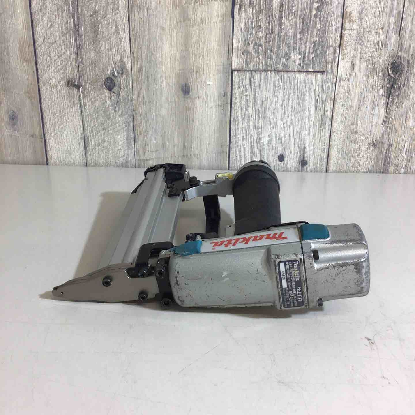 マキタ makita