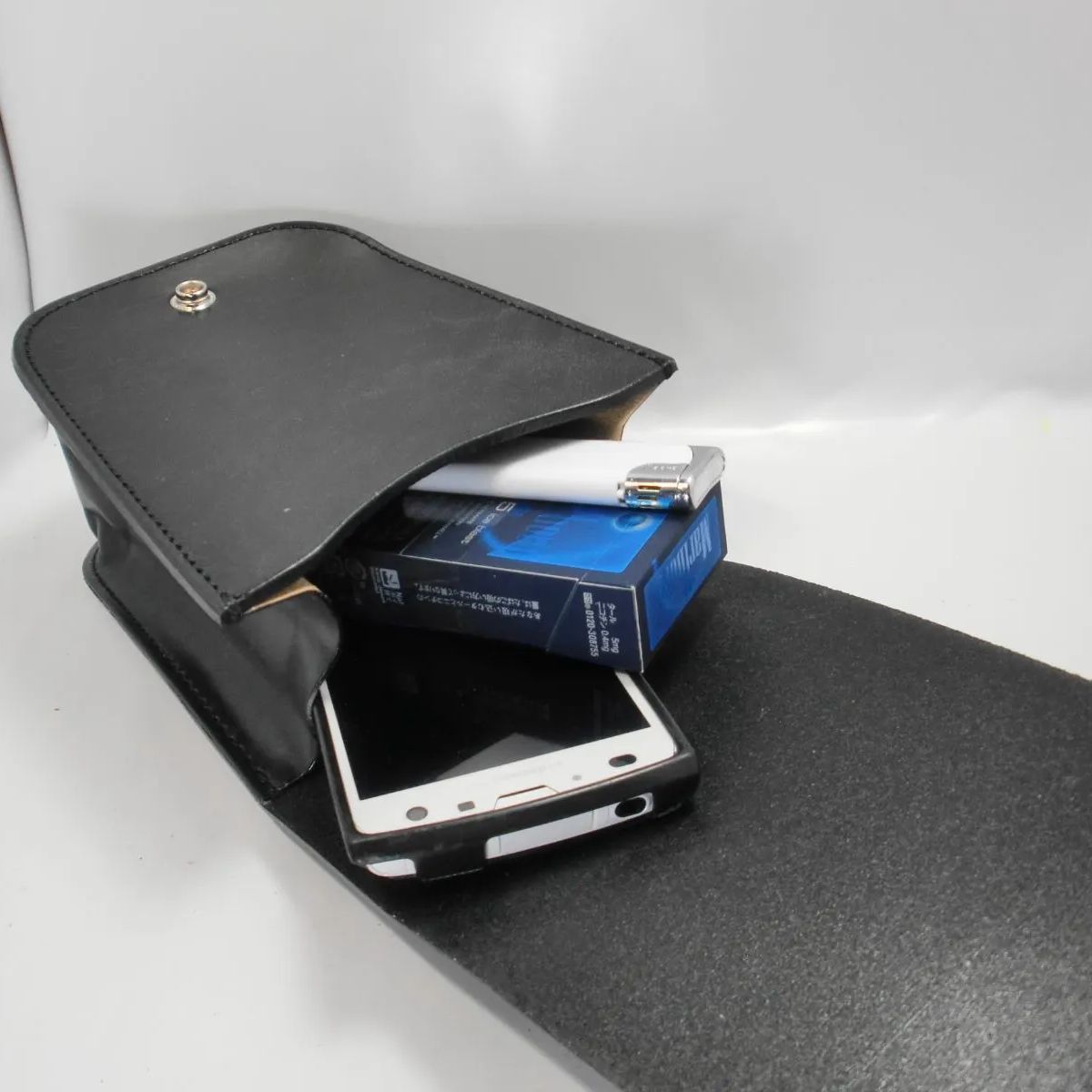 海外購入★本革メディスンバッグ　ボヘミアンインディアン　コンチョ付 a16d5516086fa2af54498e6e3f1487