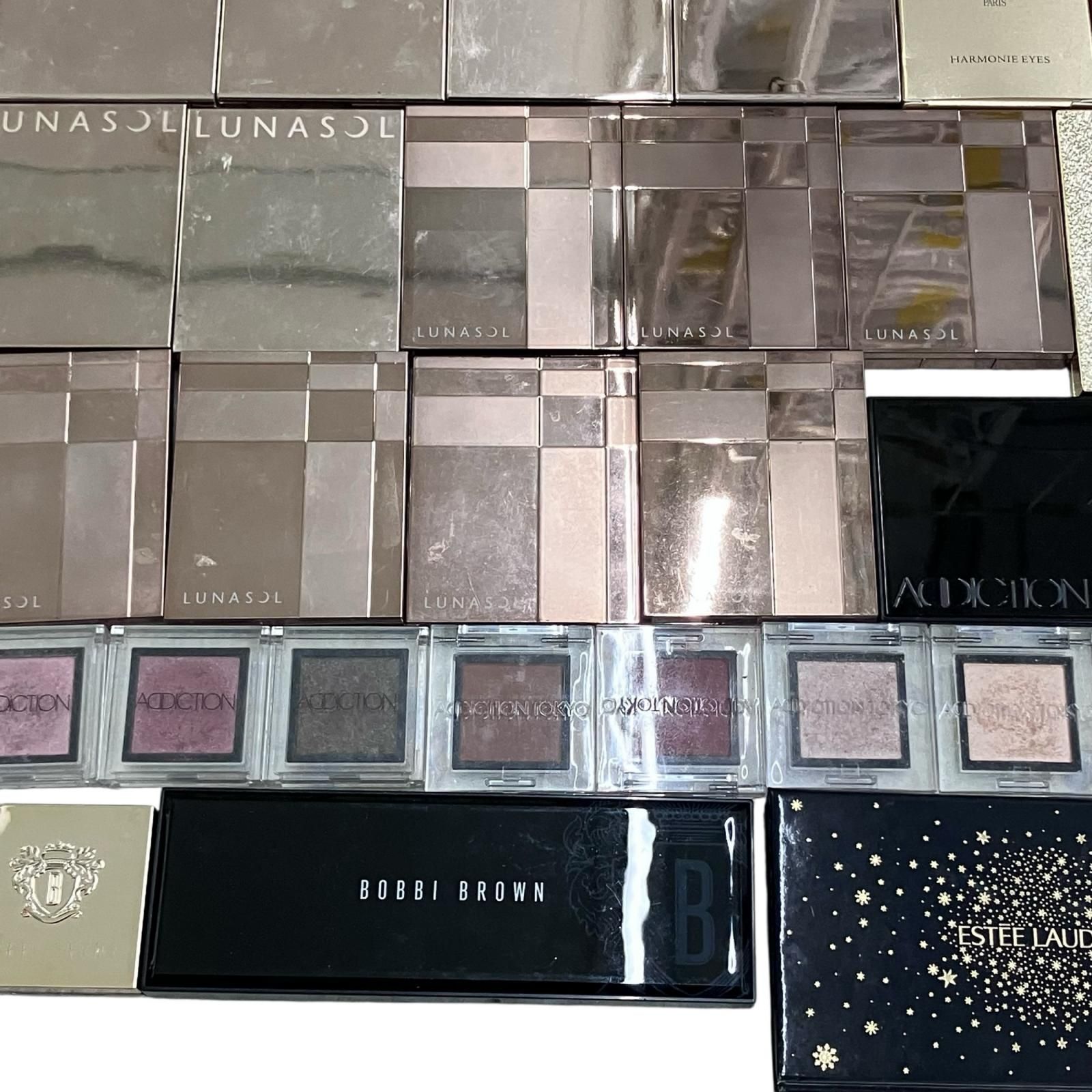 アイシャドウ アイ