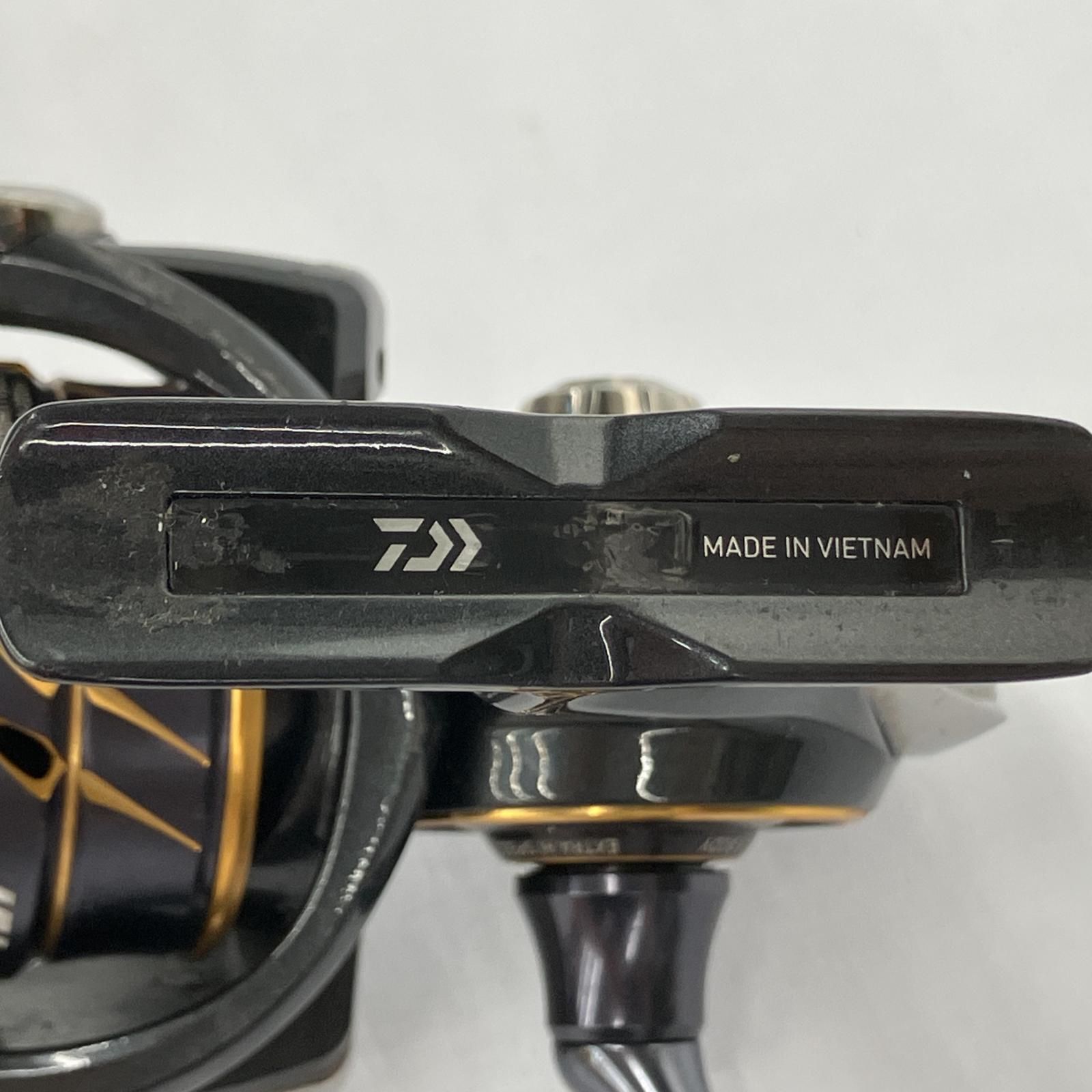 △△DAIWA ダイワ スピニングリール 21カルディア LT3000XH 本体