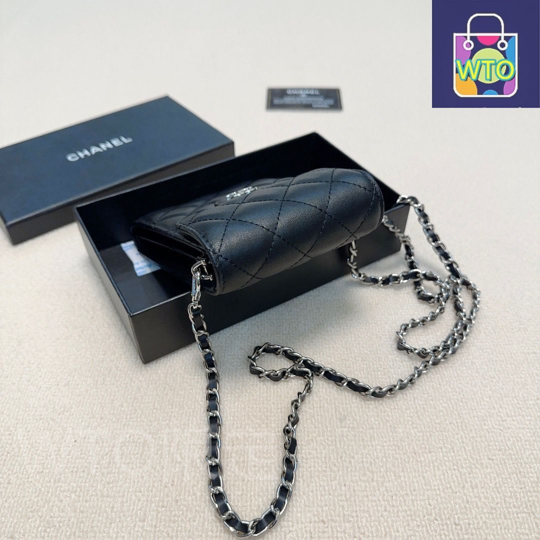 手機ポーチ 羊皮に刺繍を施し