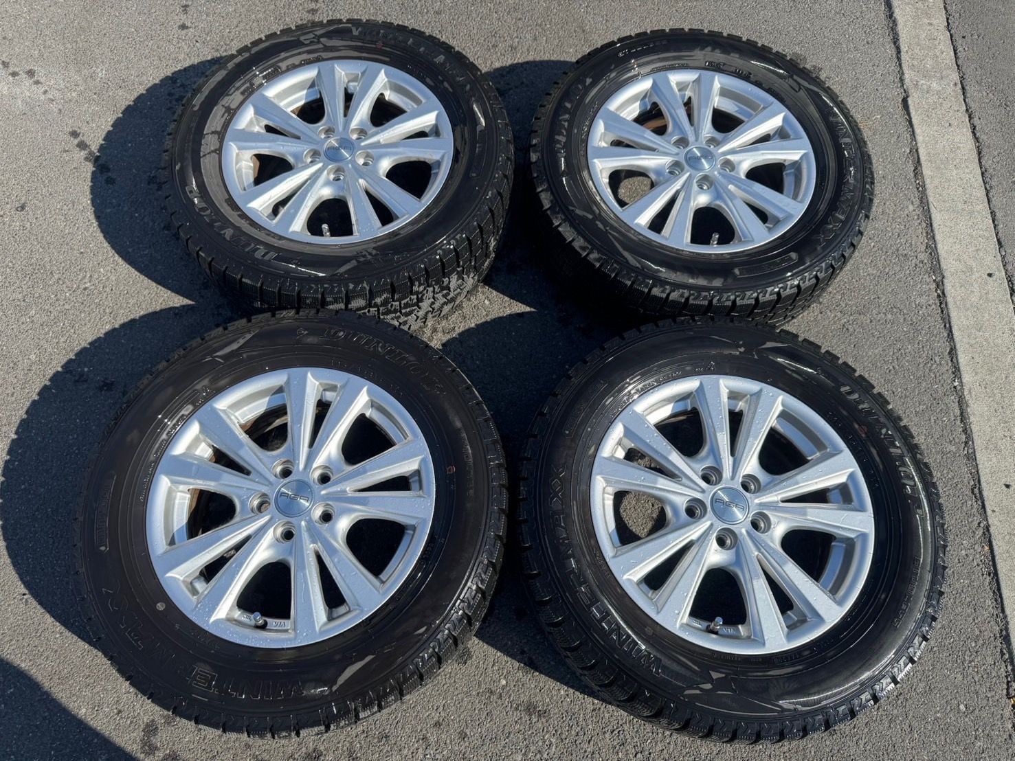 スタッドレス＆ホイールセット　ダンロップWM02　205/65R15　15×5.5J　2020年製　ステップW、カムリ、エスティマ