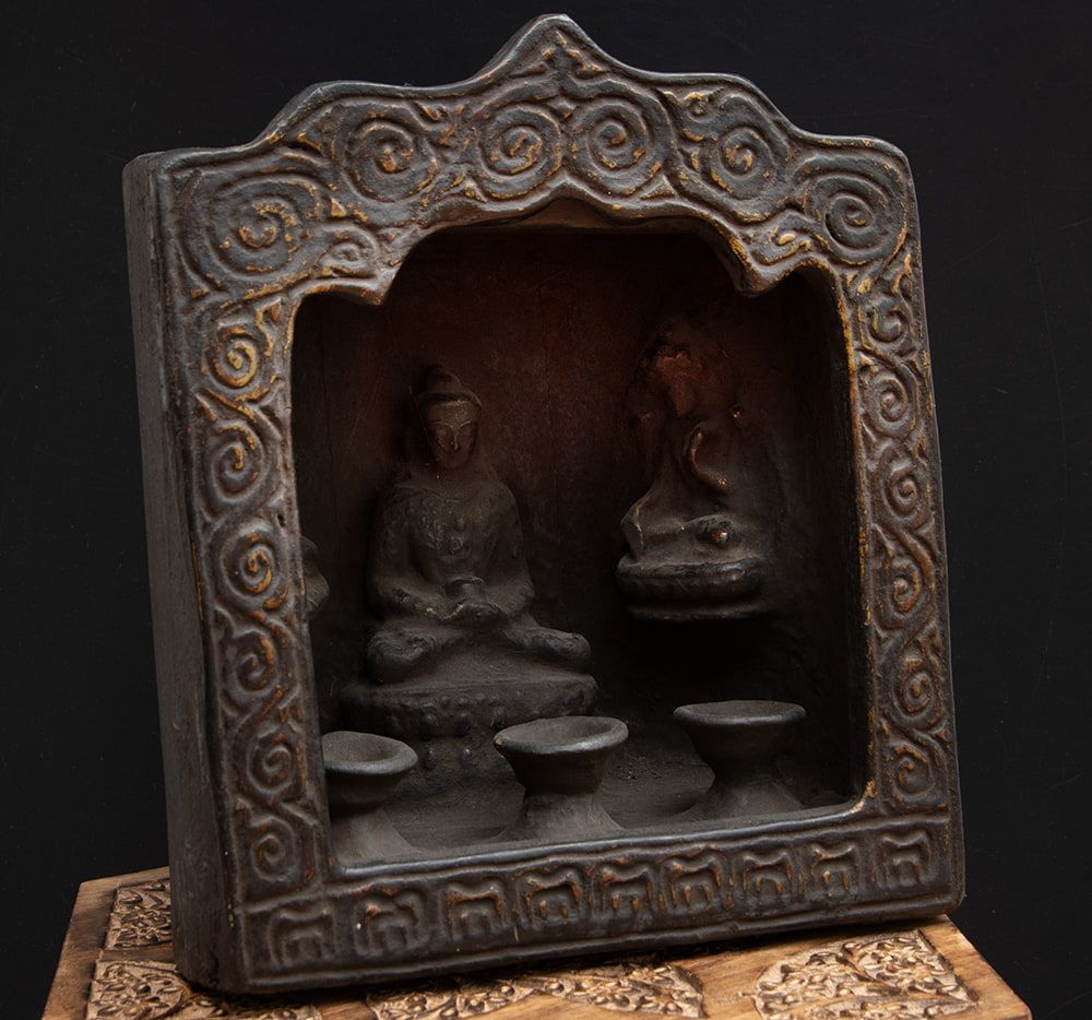 アミターバ - 阿弥陀如来の厨子 木製 高さ 23cm チベット チベット仏像 チベット密教 密教 仏像