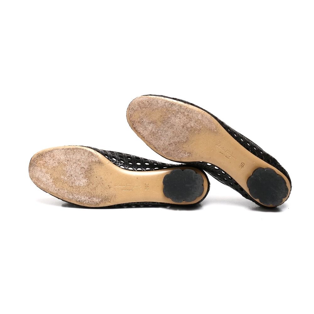 Salvatore Ferragamo サルヴァトーレフェラガモ パンプス サイズ