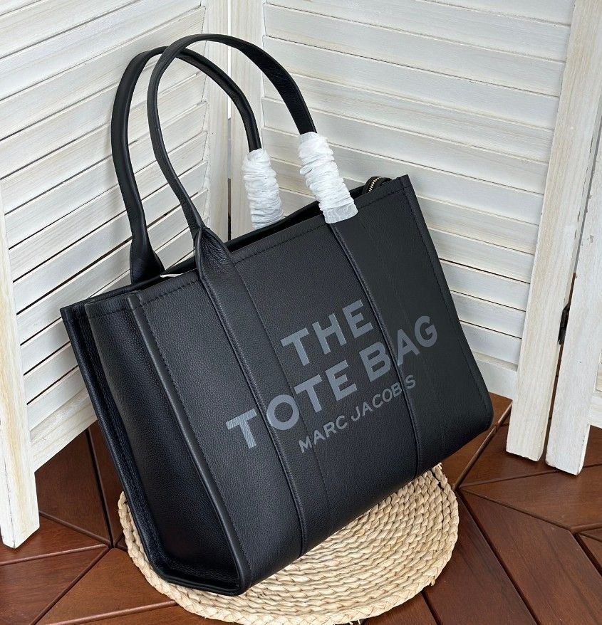 希少！大人気☆24SS！MARC JACOBS ザ レザー トート バッグ ラージ  