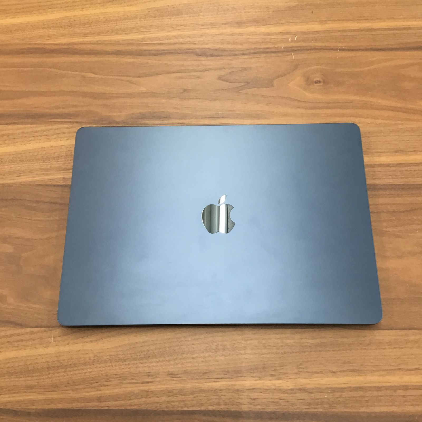 MacBook Air M2『ミッドナイト』8GB 256GBバッテリー100% 美品／バッテリー最大容量100％】MacBook Air M2 ミッドナイト 美品