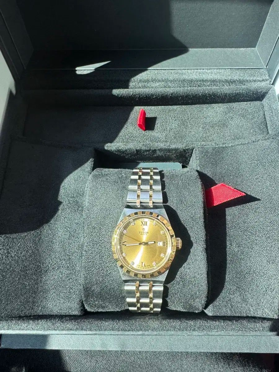TUDOR チューダー ロイヤル 28mm コンビ ダイヤ 25 年