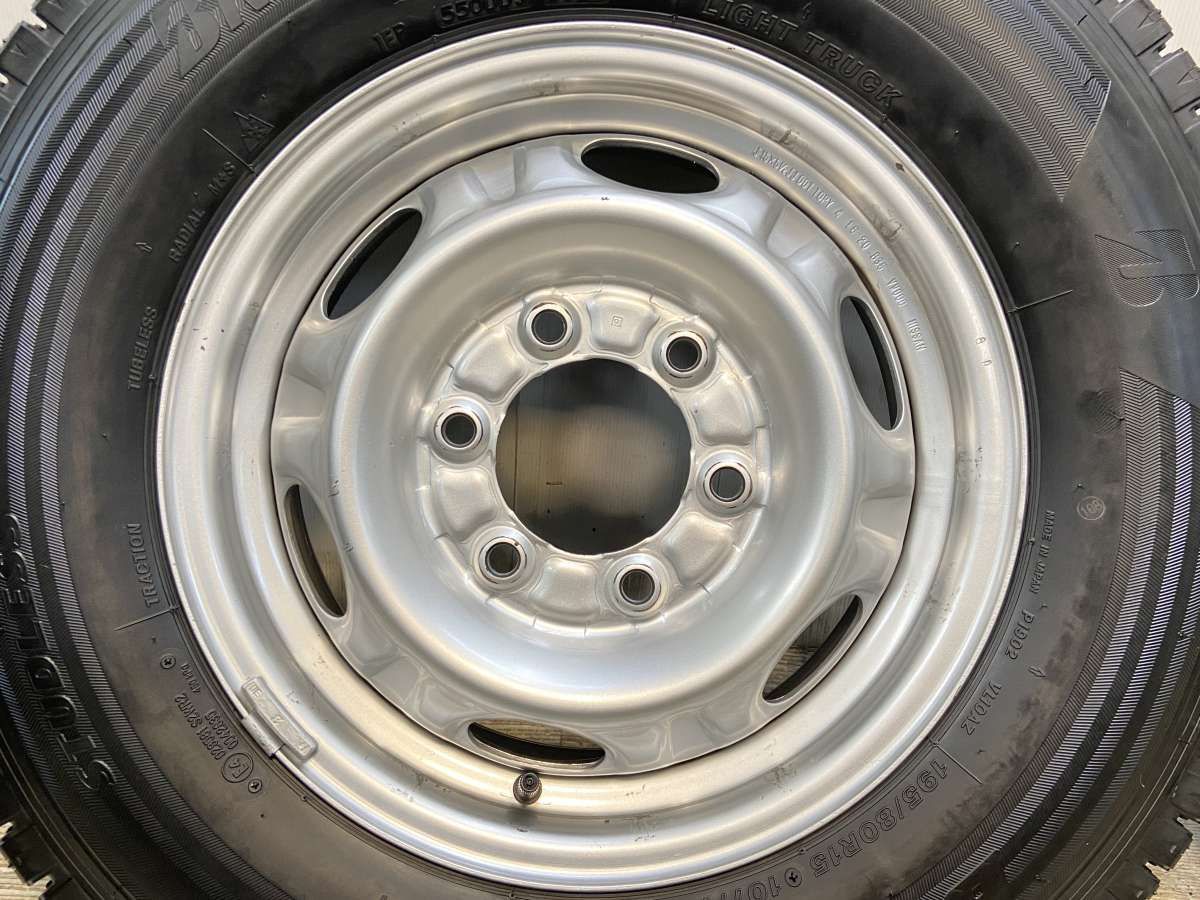 送料無料。 195 80R15 107 105LT ブリヂストン ブリザック VL10 日産純正 15x5.5 139.7-6穴 タイヤ スタッドレスタイヤ ホイールセット 4本セット w15250910049