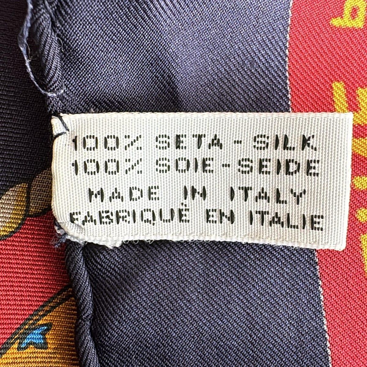 CELINE(セリーヌ) スカーフ美品 - レッド×ネイビー×マルチ 花柄